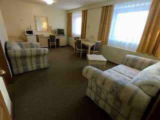 Гостиница Сахалин Саппоро Южно-Сахалинск Номер люкс-1