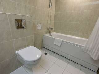 Гостиница Сахалин Саппоро Южно-Сахалинск Номер люкс-10